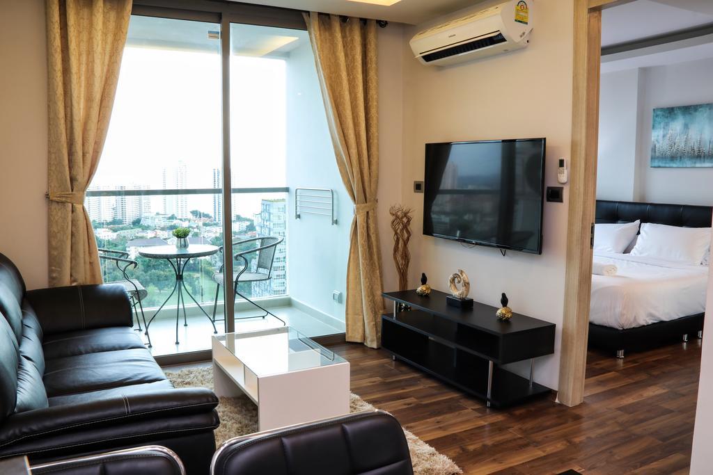 Апартаменты The Peak Towers Sea View Паттайя Экстерьер фото
